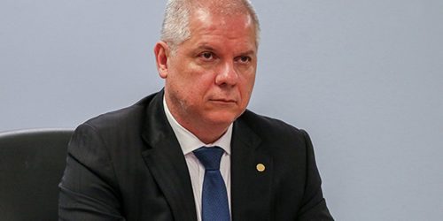 Lula determina demissão do presidente do INSS Imagem referente a Lula determina demissão do presidente do INSS