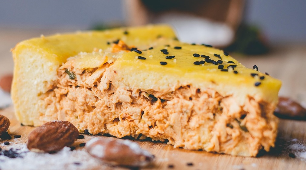 Suspeita de envenenamento: três pessoas ficam em estado grave após consumirem alimentos em padaria