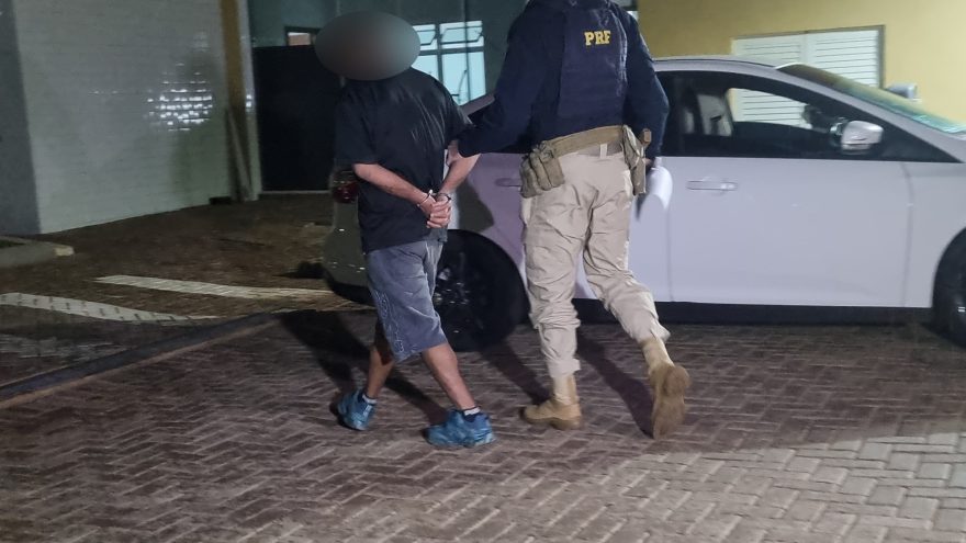 PRF detém motorista e apreende maconha após abordagem na BR-277