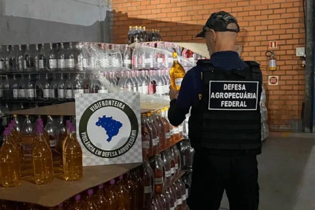 Mais de 54 mil litros de bebidas são apreendidos por irregularidades sanitárias no Paraná