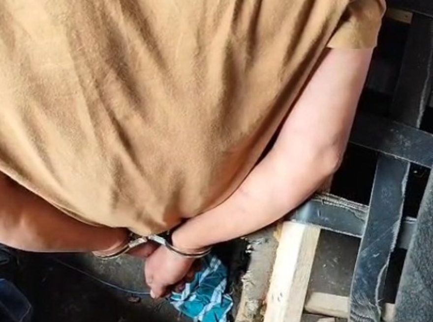 Vídeo mostra momento da prisão de foragido em local de consumo de drogas no Santa Cruz