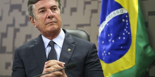 Moraes manda prender ex-presidente Fernando Collor Imagem referente a Moraes manda prender ex-presidente Fernando Collor