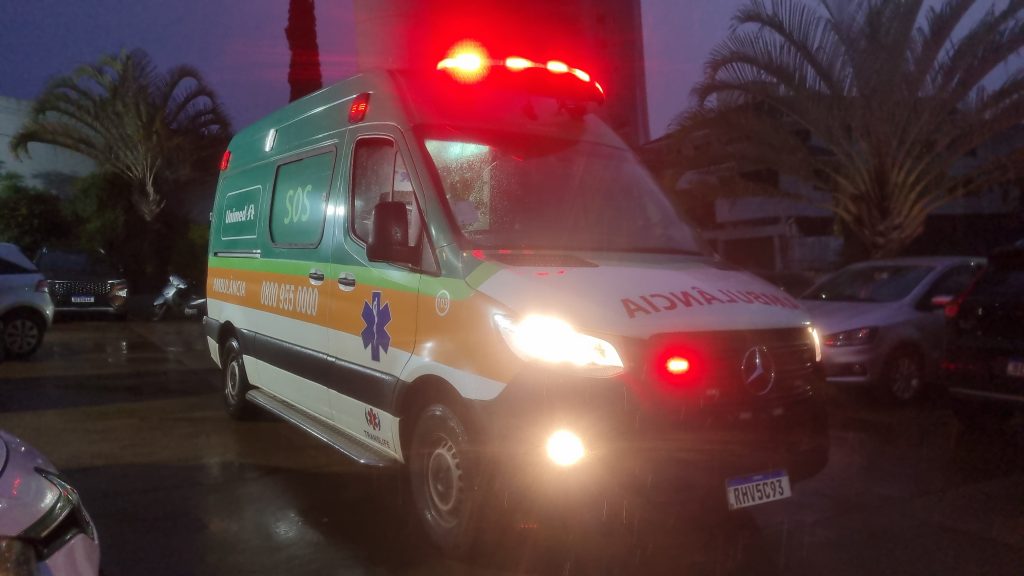 Criança fica ferida ao sofrer queda durante crise de ansiedade