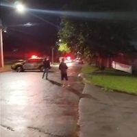 Imagem referente a Moradores registram tiroteio no Universitário; Ouça e acompanhe o andamento do caso