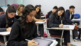 Prazo para pedir isenção da taxa de inscrição do Enem termina às 23h59