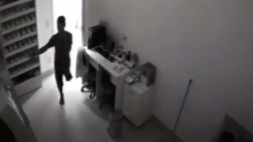 Vídeo: ladrão sem perna é preso pela 5ª vez após furtar lojas