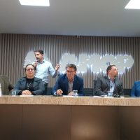 Imagem referente a Debate sobre o impacto do pedágio é realizado em assembleia na AMOP