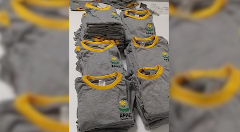 Uniformes adquiridos em campanha serão entregues aos alunos da Apae na segunda-feira (28)