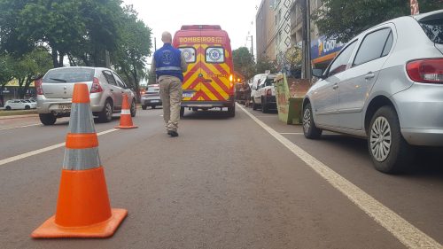 Mulher de 51 anos sofre queda e fica ferida no Centro de Cascavel Mulher de 51 anos sofre queda e fica ferida no Centro de Cascavel