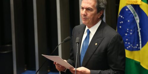 STF forma maioria para manter prisão do ex-presidente Collor Imagem referente a STF forma maioria para manter prisão do ex-presidente Collor