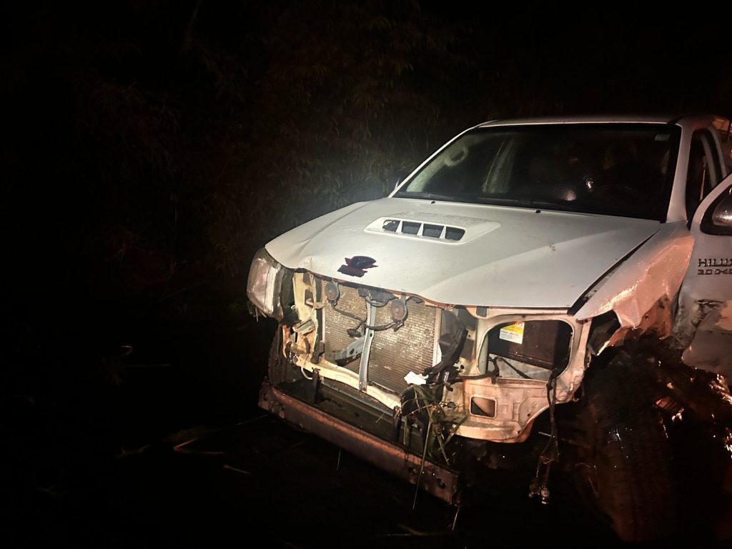 Colisão entre Palio e Hilux deixa homem ferido na PRc-467, em Marechal Rondon