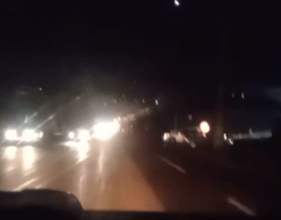 Luz que não chega: moradores da Rua Jacarezinho, em Cascavel, clamam por iluminação pública Luz que não chega: moradores da Rua Jacarezinho, em Cascavel, clamam por iluminação pública
