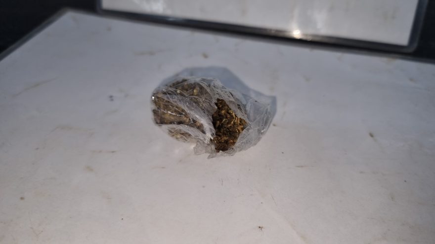 Homem que ameaçou ex-companheira no Santa Cruz é detido com maconha