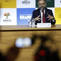 Imagem referente a Tarifaço e fundo ambiental são prioridades de chanceleres do Brics