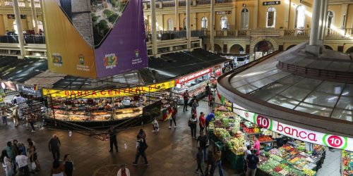 Após um ano, centro de Porto Alegre tenta virar página das inundações Imagem referente a Após um ano, centro de Porto Alegre tenta virar página das inundações