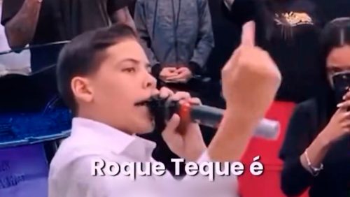 “Of the King the Power”: Quem é o missionário mirim de 14 anos que virou sensação e alvo de polêmicas após falsas profecias Imagem referente a “Of the King the Power”: Quem é o missionário mirim de 14 anos que virou sensação e alvo de polêmicas após falsas profecias