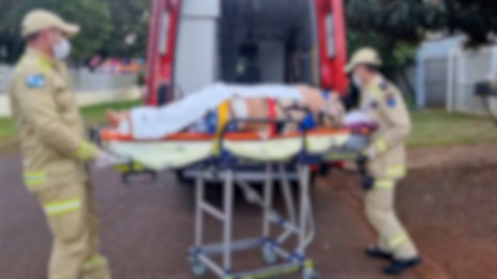 Jovem escorrega tomando banho e sofre queda no Bairro Floresta