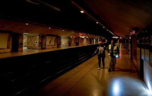 Espanha e Portugal são atingidos por falta de energia Imagem referente a Espanha e Portugal são atingidos por falta de energia