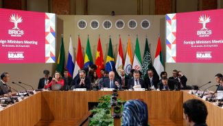 Brasil abre evento do Brics pedindo fim de guerras e de tensões