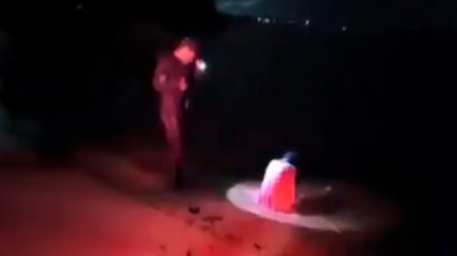 “Muitos nomes”: Mulher de branco espanta Guardas Municipais após abordagem sinistra Imagem referente a “Muitos nomes”: Mulher de branco espanta Guardas Municipais após abordagem sinistra