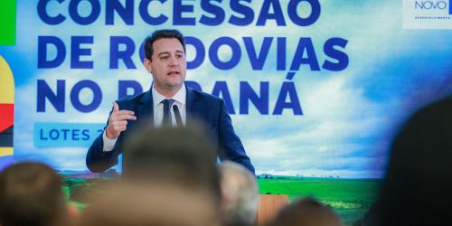 Governador do Paraná elogia parceria com Lula em concessão de rodovias Imagem referente a Governador do Paraná elogia parceria com Lula em concessão de rodovias