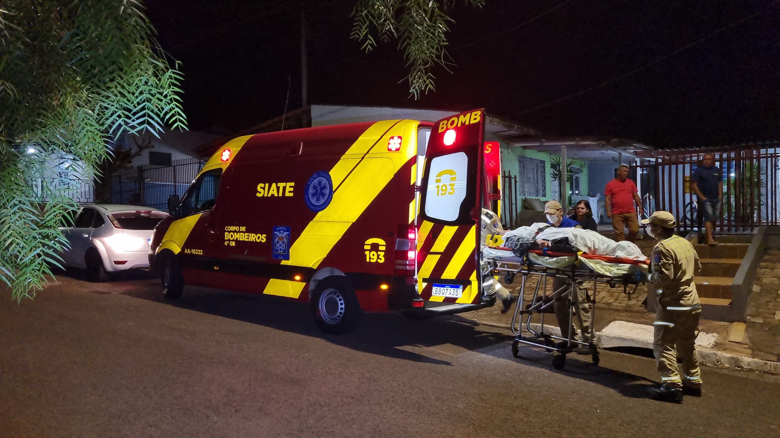 Idosa sofre queda no Bairro Floresta e fica ferida