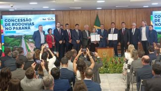 Com R$ 36 bilhões em obras, contratos dos lotes 3 e 6 das rodovias paranaenses são assinados