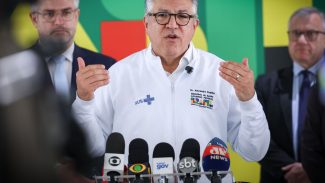 Parceria com setor privado quer reduzir tempo de espera no SUS