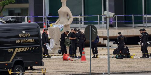 Polícia Federal diz que autor de atentado contra STF agiu sozinho Imagem referente a Polícia Federal diz que autor de atentado contra STF agiu sozinho