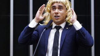 Justiça condena Nikolas por discurso transfóbico na Câmara