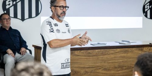Ex-auxiliar de Tite, Cleber Xavier debuta como técnico no Santos Imagem referente a Ex-auxiliar de Tite, Cleber Xavier debuta como técnico no Santos