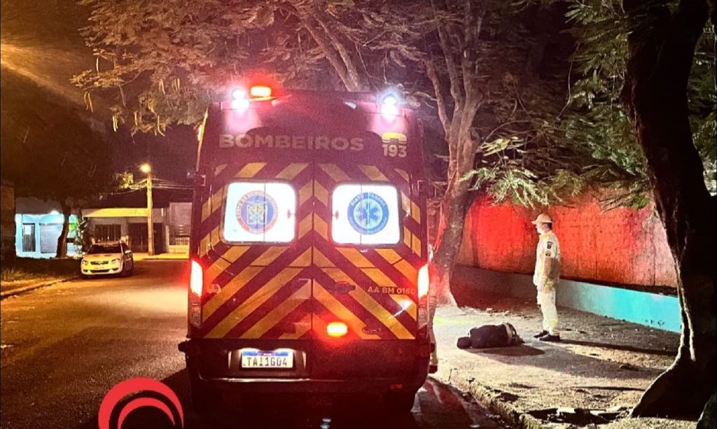 Homem agredido a pedradas é encontrado inconsciente na Vila Paraguaia em Foz do Iguaçu