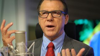 INSS: Marinho diz não ver motivos para fim de desconto em folha