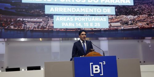 Governo leiloa quatro terminais portuários em Paranaguá e no Rio Imagem referente a Governo leiloa quatro terminais portuários em Paranaguá e no Rio