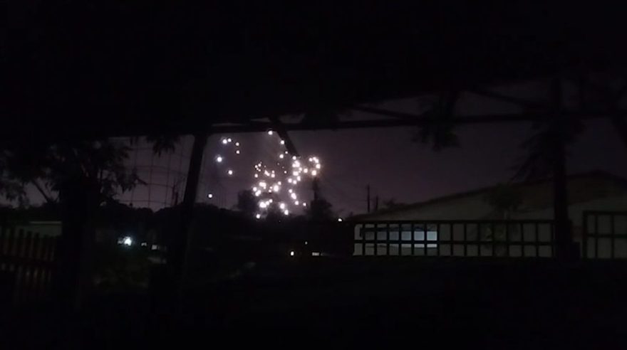 Alta tensão! curto-circuito assusta moradores do Bairro Brasmadeira; veja o vídeo