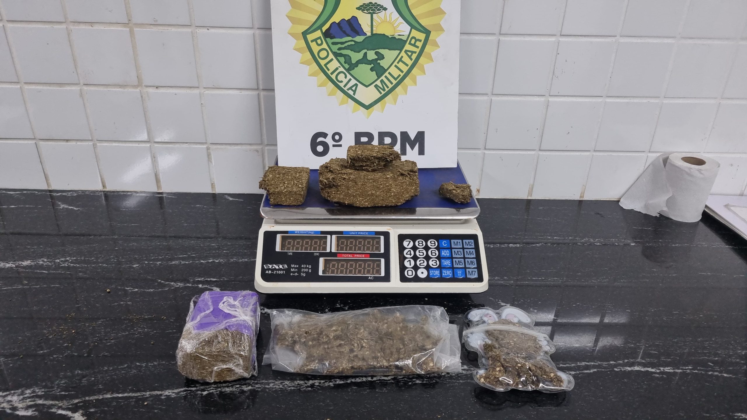 Hilux roubada: segundo envolvido é preso e maconha é apreendida no Bairro Periolo