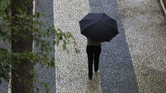 Abril teve chuvas irregulares e temperaturas máximas abaixo da média histórica