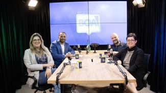 Dia do Trabalhador: podcast destaca política de geração emprego no Paraná Dia do Trabalhador: podcast destaca política de geração emprego no Paraná