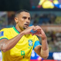 Imagem referente a Brasil estreia com vitória no Mundial de Beach Soccer