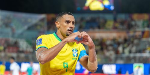 Brasil estreia com vitória no Mundial de Beach Soccer Imagem referente a Brasil estreia com vitória no Mundial de Beach Soccer