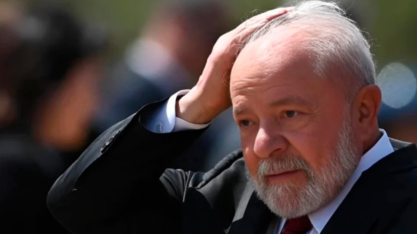Escândalo no INSS pressiona Lula e ameaça Lupi