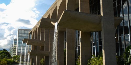 UnB e Ministério da Justiça monitoram desaparecimento de aluna de Gana Imagem referente a UnB e Ministério da Justiça monitoram desaparecimento de aluna de Gana