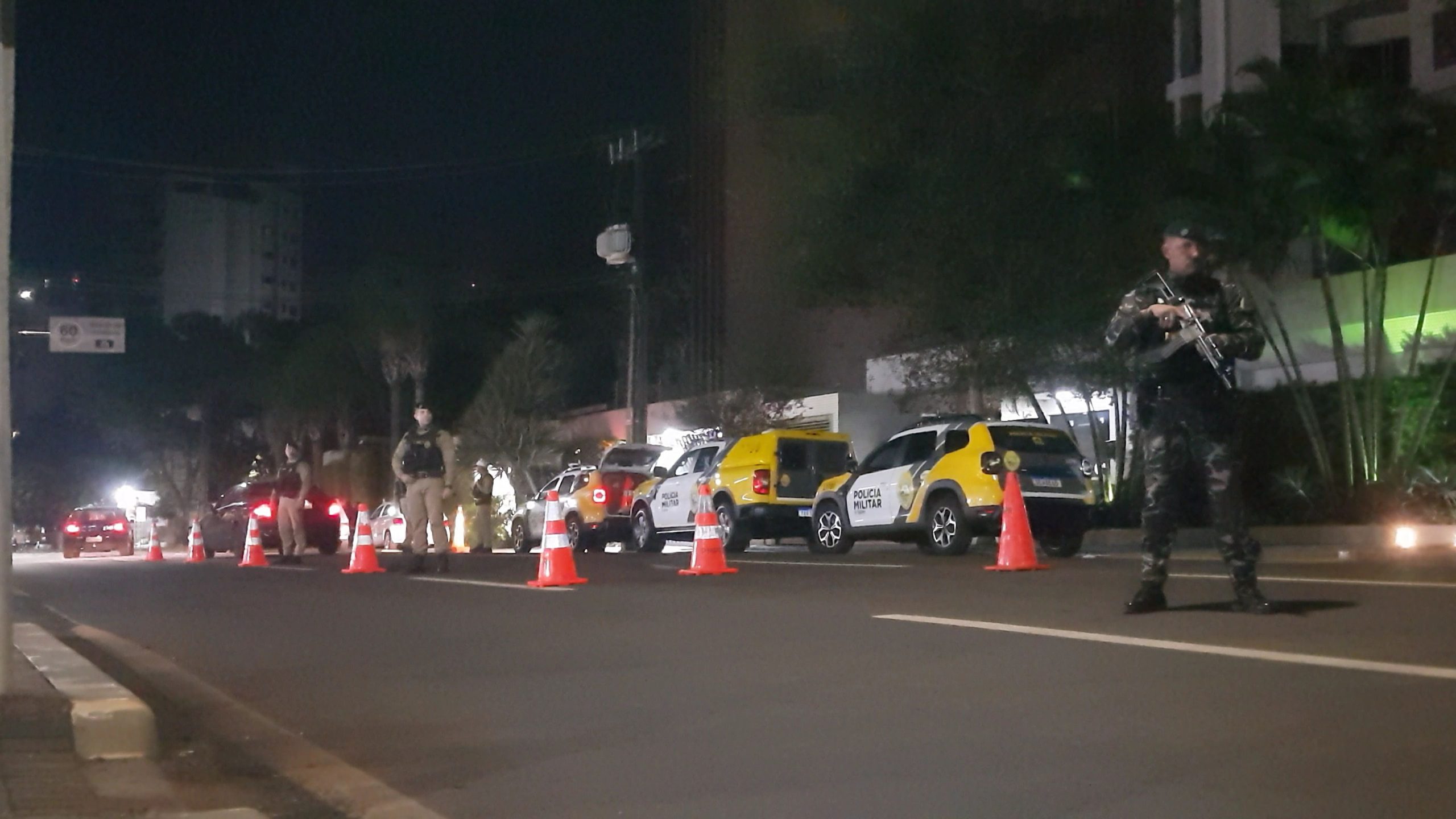 PM intensifica fiscalização no trânsito no centro de Cascavel