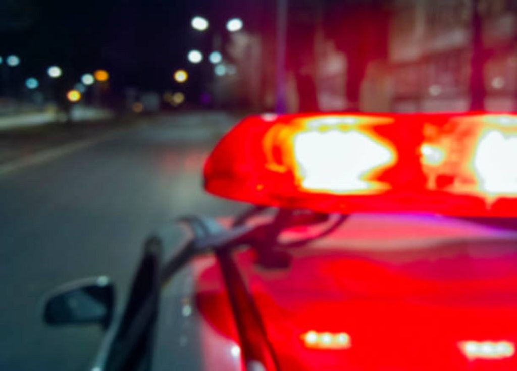Criança é encontrada sozinha em via pública durante a madrugada em Medianeira Criança é encontrada sozinha em via pública durante a madrugada em Medianeira