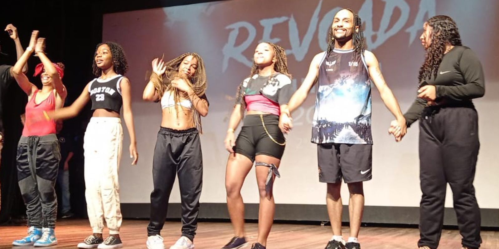 Revoada Cultural reúne artistas de favelas na 4ª edição do festival