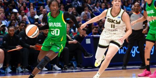 Em tour pelos EUA, seleção brasileira cai para o Chicago Sky, da WNBA Imagem referente a Em tour pelos EUA, seleção brasileira cai para o Chicago Sky, da WNBA