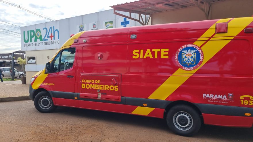 Homem cai de telhado e é socorrido pelo Siate no bairro Brasília