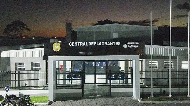 PM encontra homem armado sem autorização em casa de festas