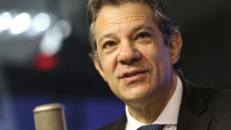 Haddad reúne-se com secretário do Tesouro de Trump em meio a tarifas