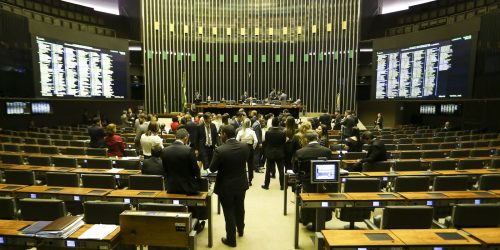 Câmara pode votar urgência para aumentar número de deputados federais Imagem referente a Câmara pode votar urgência para aumentar número de deputados federais